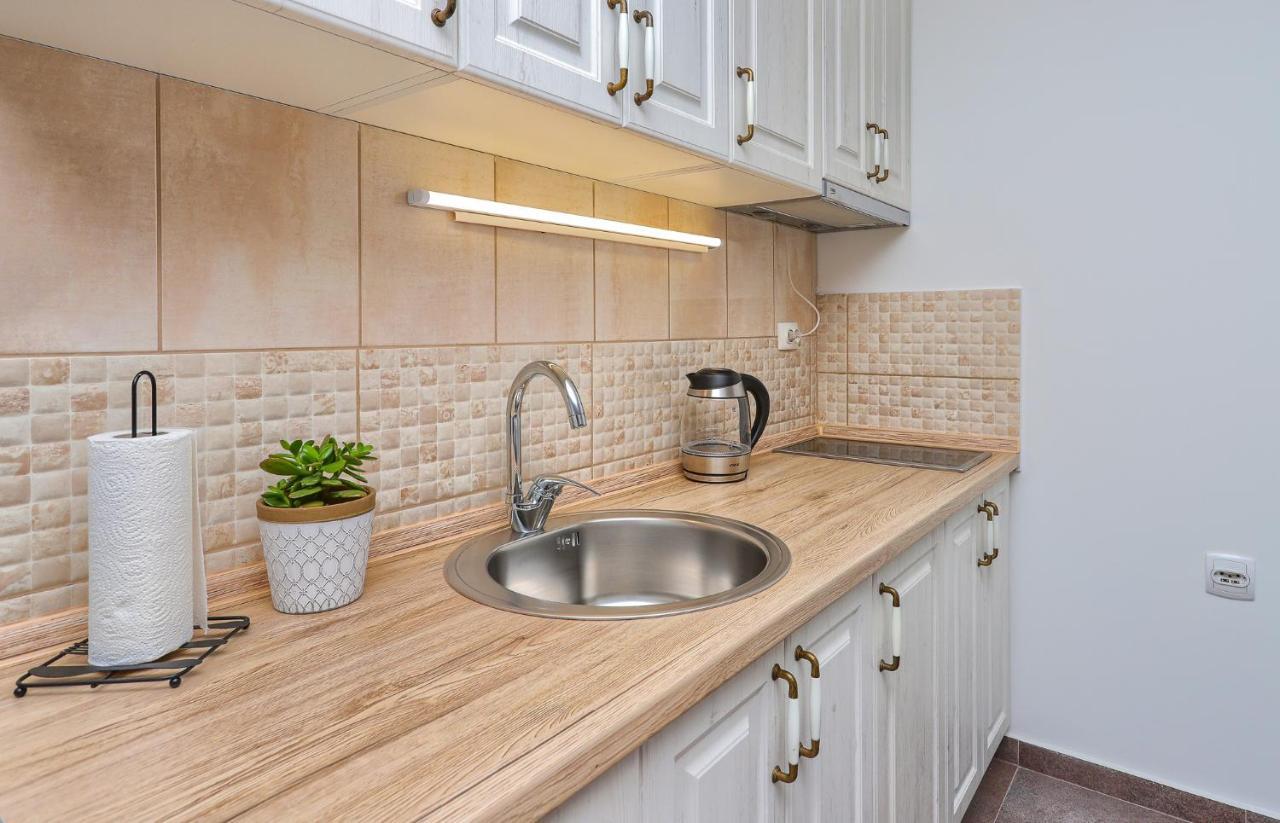 Apartment Castellino Kotor Eksteriør bilde